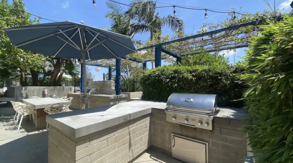 Mondo Rentals Barbecue apartaments