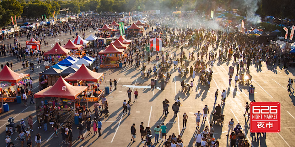 Night Market in La
